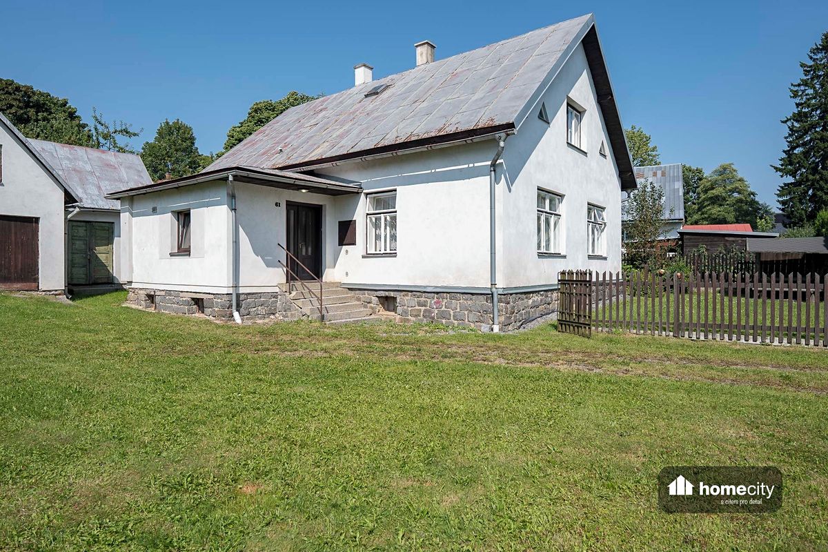 Prodej chalupy 230 m², pozemek 790 m²