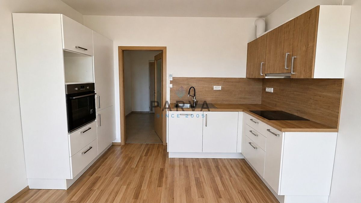 Pronájem bytu 1+kk 30 m²