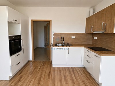 Pronájem bytu 1+kk 30 m²