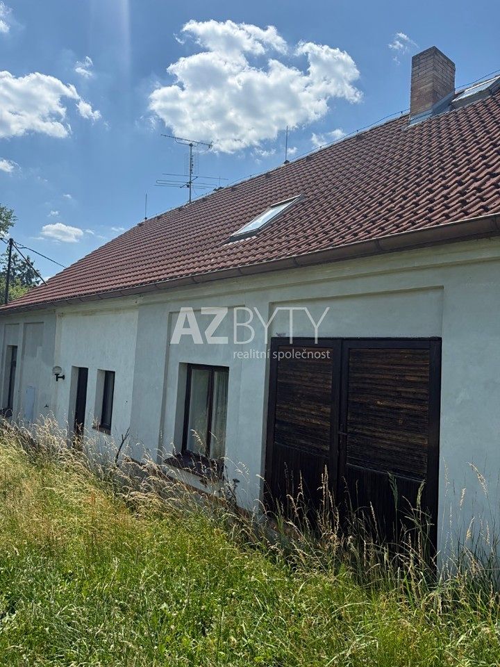 Prodej rodinného domu 320 m², pozemek 1200 m²