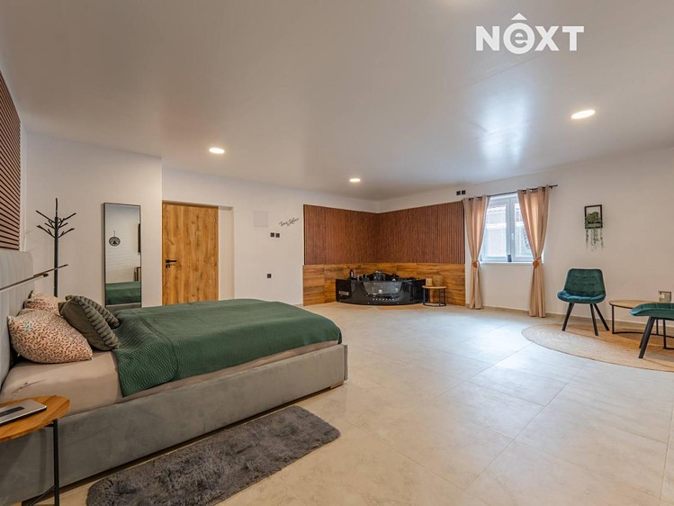 Prodej komerčního prostoru, 550 m² (15 z 34)