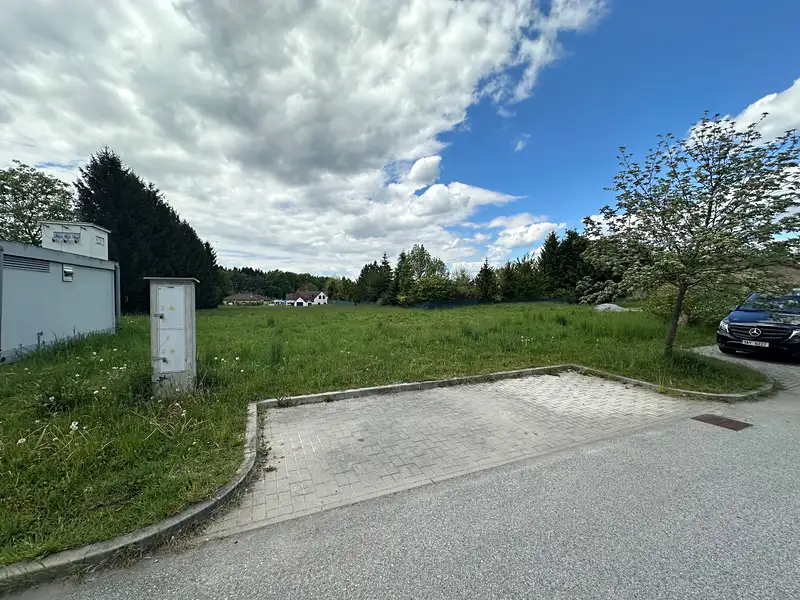 Prodej stavebního pozemku 769 m², Srubec – náhled fotky 3