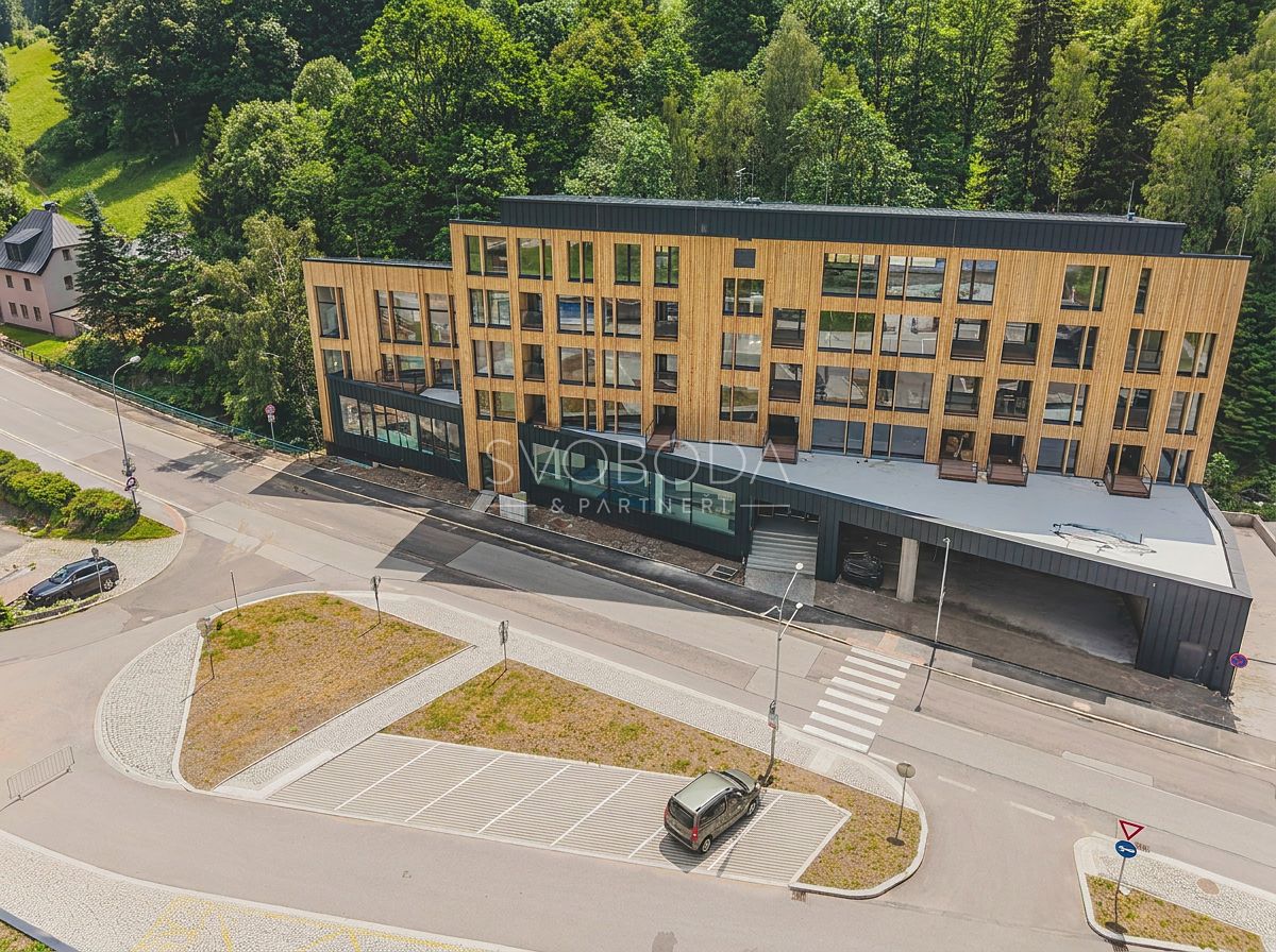 Pronájem obchodního prostoru 101 m² – fotografie 4