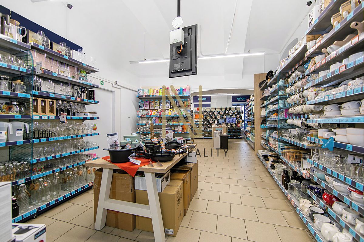 Pronájem obchodního prostoru 125 m² – fotografie 5