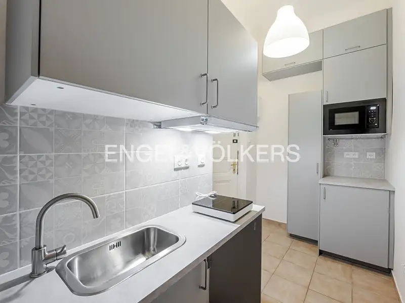 Pronájem bytu 1+1 26 m², Praha – náhled fotky 2