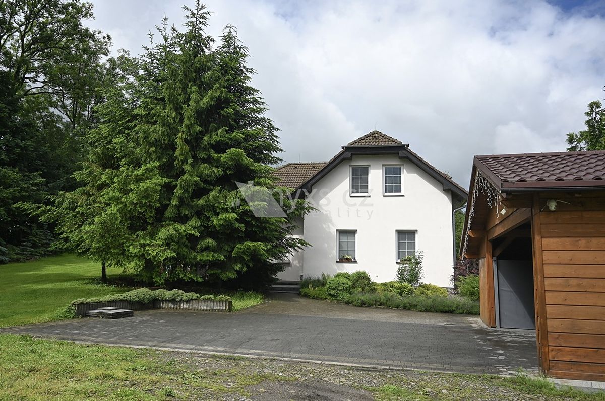 Prodej rodinného domu 183 m², pozemek 2301 m² – fotografie 4