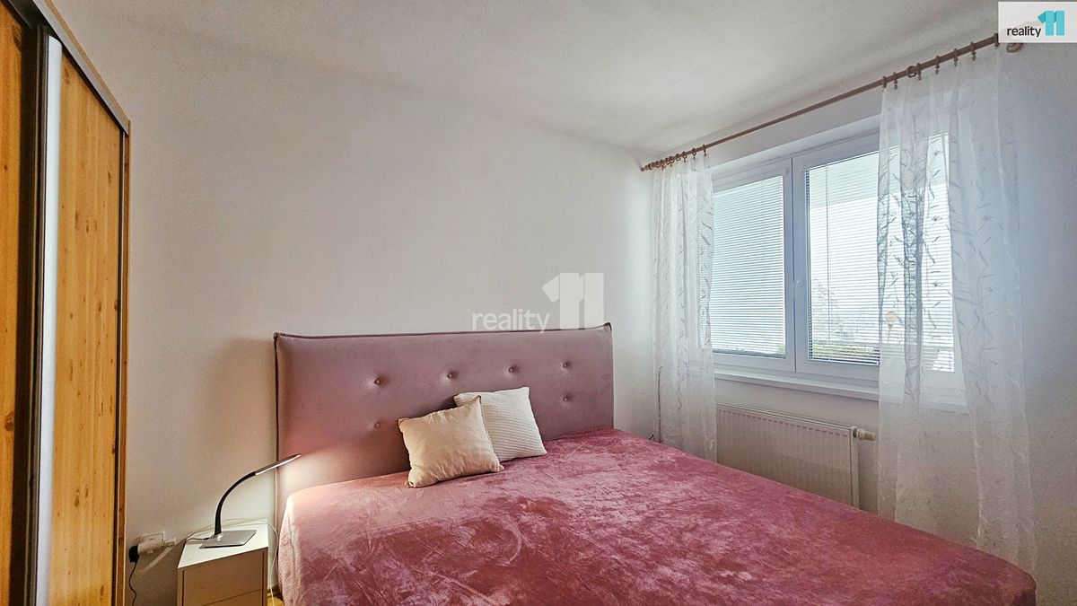 Pronájem bytu 2+kk 58 m² – fotografie 4