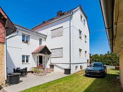 Prodej rodinného domu 270 m², pozemek 919 m²