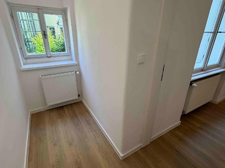 Комерційне приміщення на продаж, 63 м² (35 з 36)