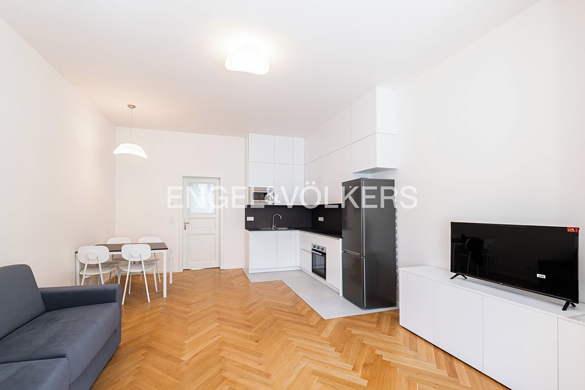 Pronájem bytu 3+kk 75 m² – fotografie 2