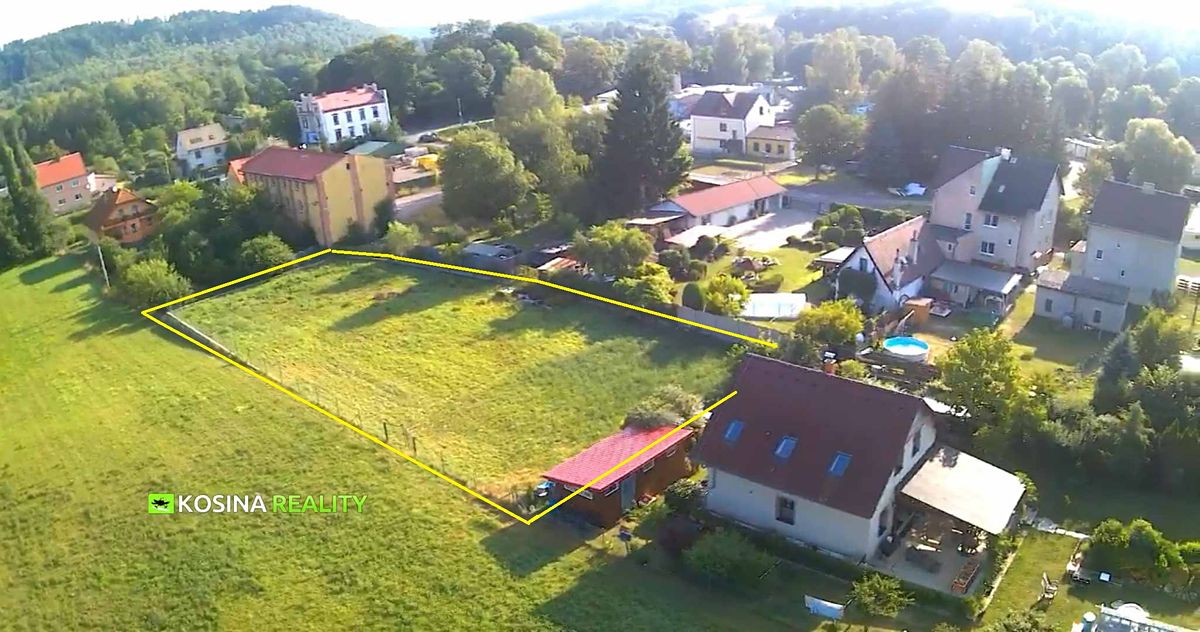 Prodej stavebního pozemku 1703 m²