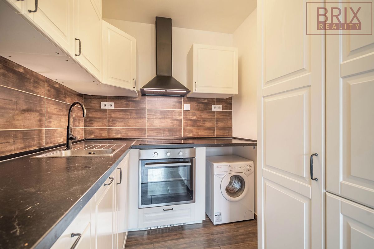 Pronájem bytu 2+kk 43 m²