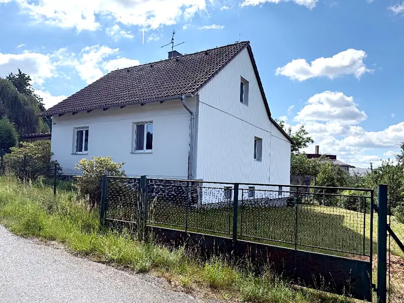 Prodej rodinného domu 150 m², pozemek 1500 m², Kdyně – náhled fotky 1