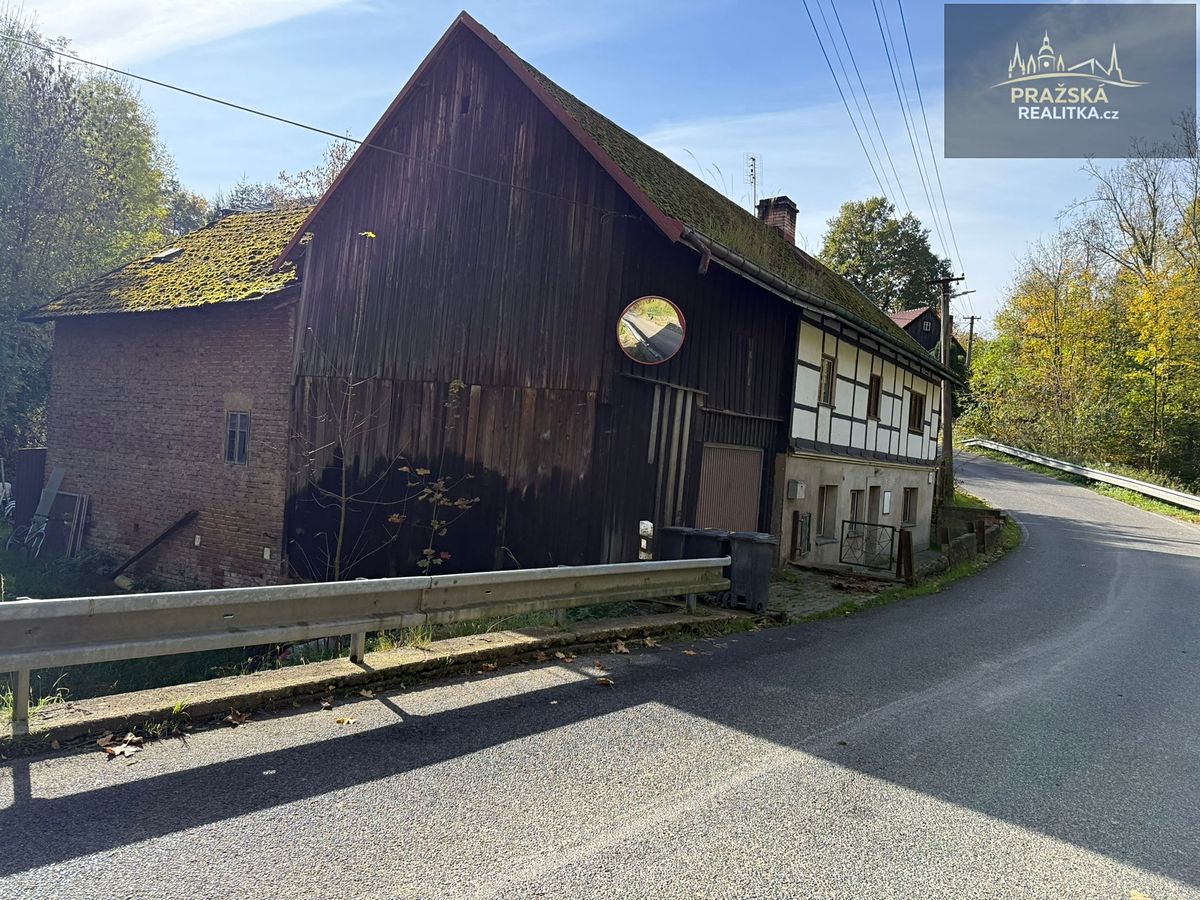 Prodej rodinného domu 200 m², pozemek 835 m² – fotografie 5