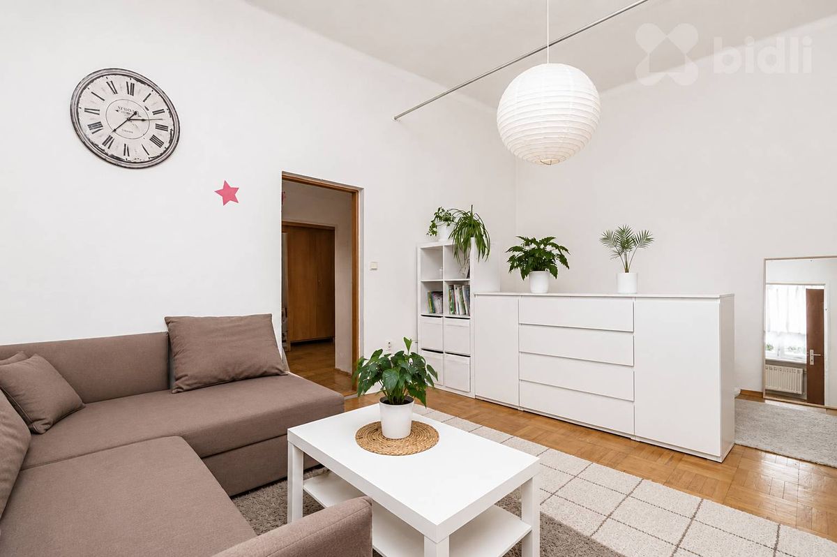 Prodej rodinného domu 810 m², pozemek 1349 m² – fotografie 5