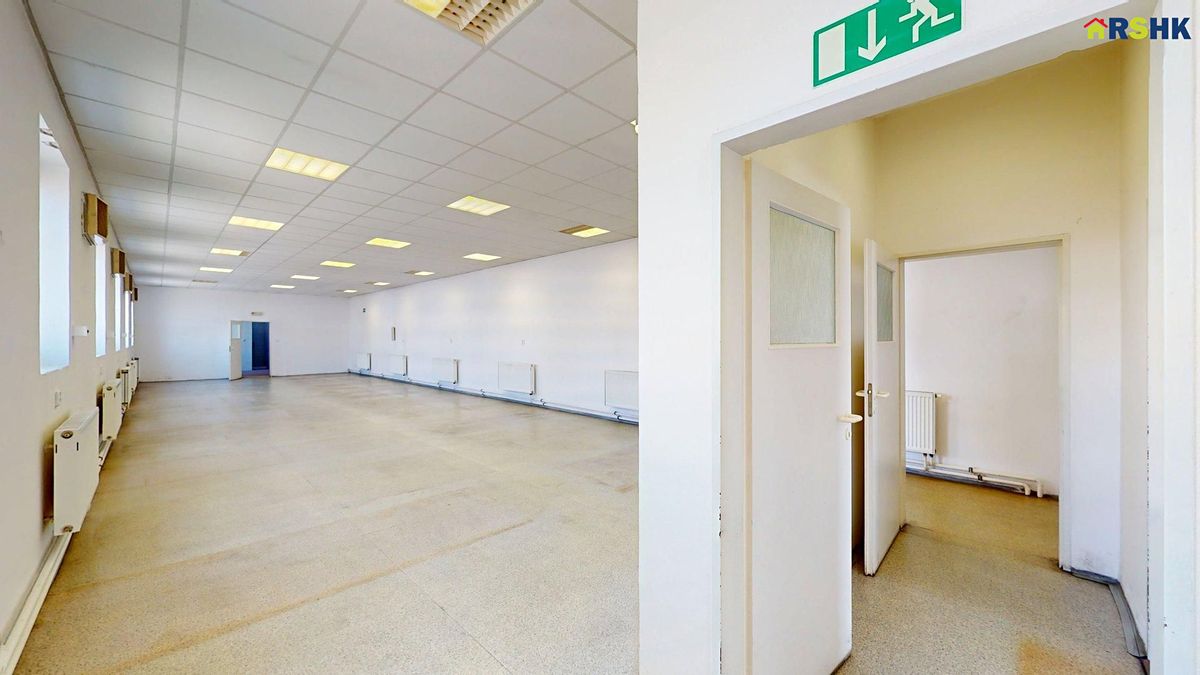 Pronájem kanceláře 470 m² – fotografie 2