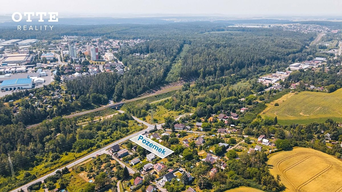 Prodej stavebního pozemku 1844 m² – fotografie 3