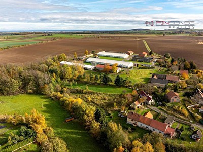 Prodej  stavebního pozemku 1 327 m²