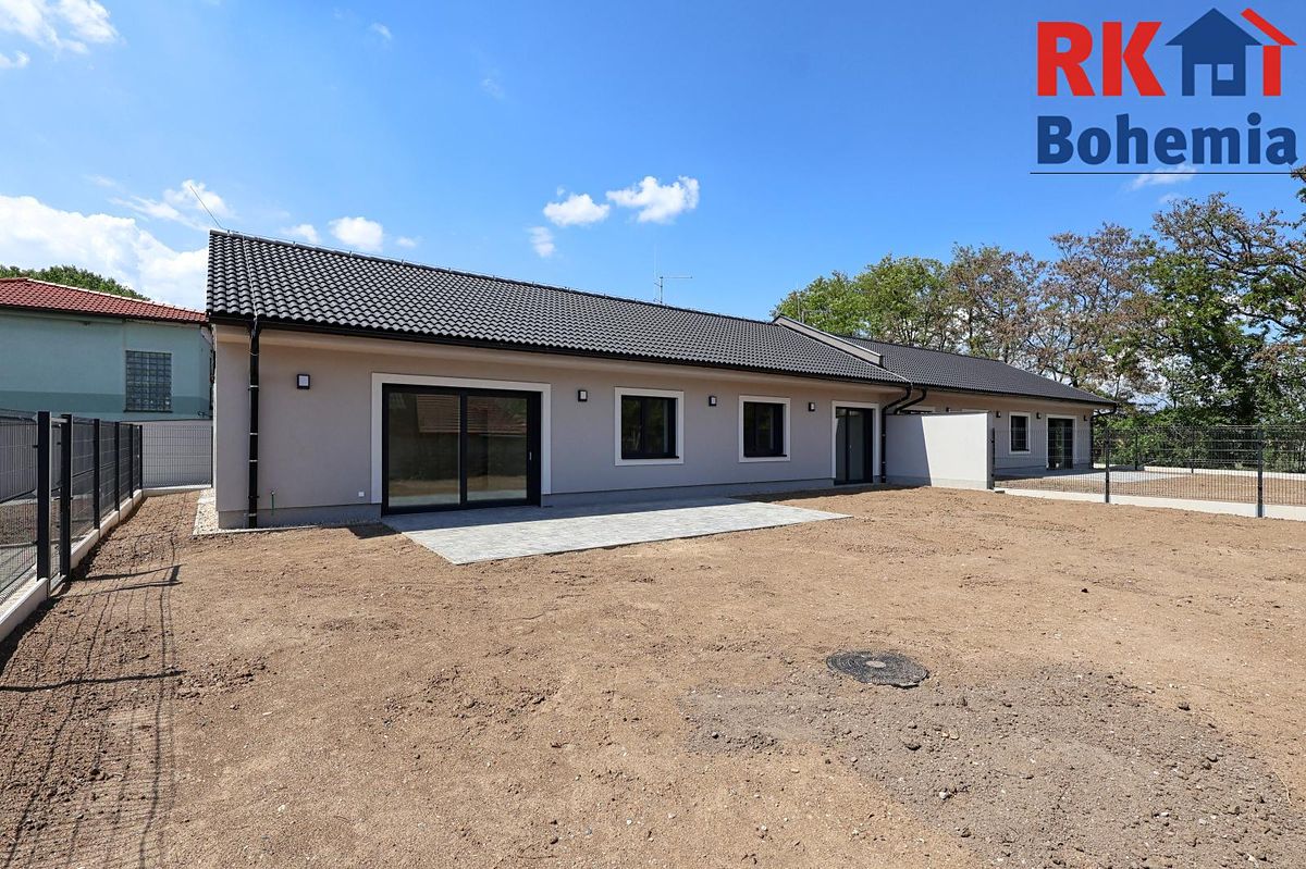 Prodej rodinného domu 111 m², pozemek 369 m² – fotografie 2