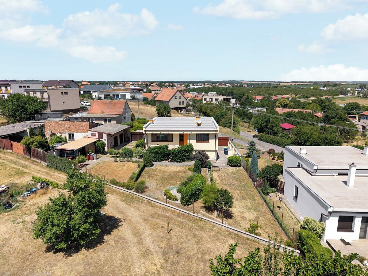 Prodej rodinného domu 233 m², pozemek 2708 m² – fotografie 5