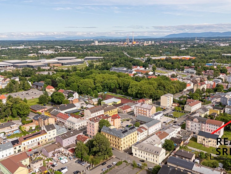 Комерційне приміщення на продаж, 1 267 м² (34 з 35)