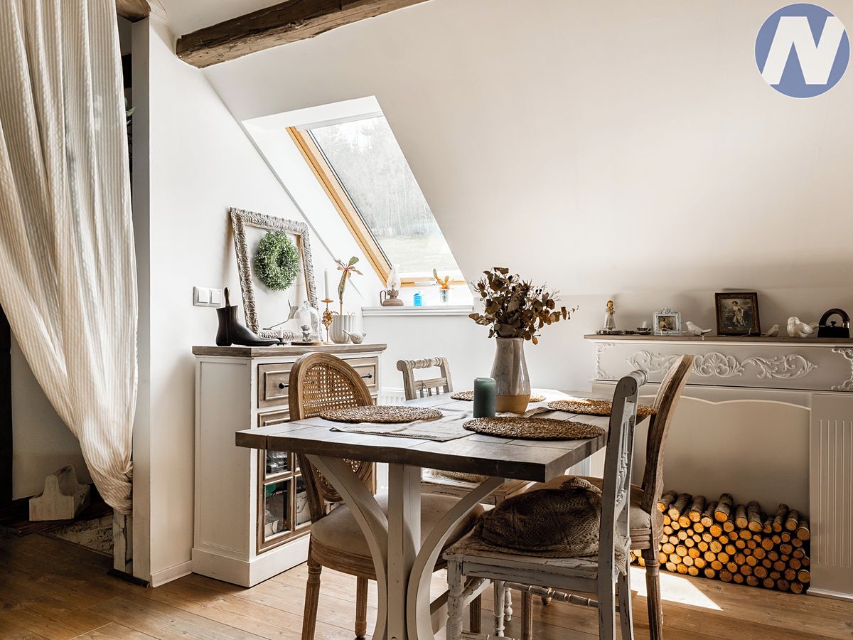 Prodej rodinného domu 189 m², pozemek 768 m² – fotografie 2