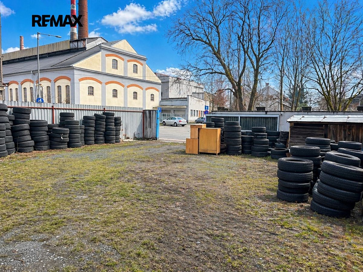 Prodej obchodního prostoru 751 m² – fotografie 3
