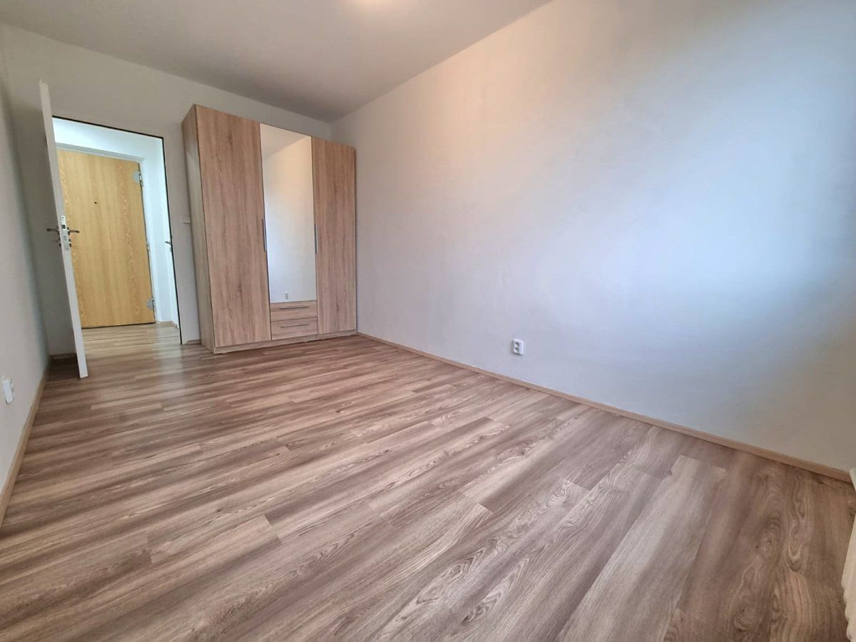 Pronájem bytu 2+1 55 m² – fotografie 5