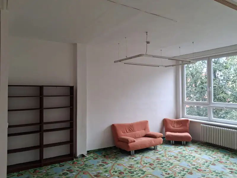 Pronájem komerční nemovitosti 86 m², Praha – náhled fotky 2