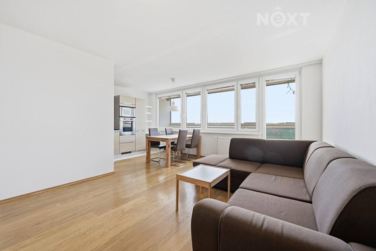 Pronájem bytu 3+kk 73 m²