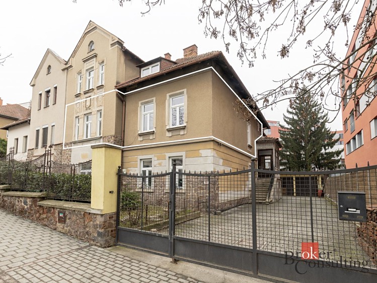 Квартира 4+1 на продаж, 135 м² (15 з 19)