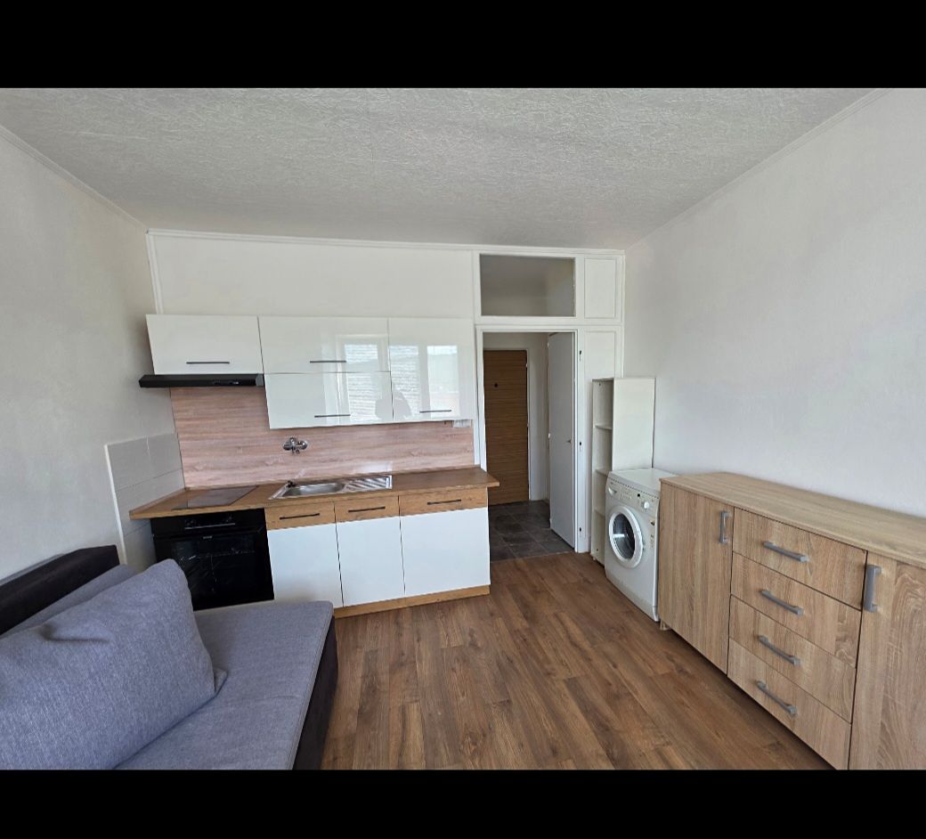 Prodej bytu 1+kk 20 m² – fotografie 2