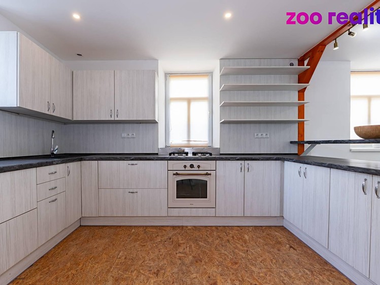 Будинок на продаж, 190 м² (5 з 43)