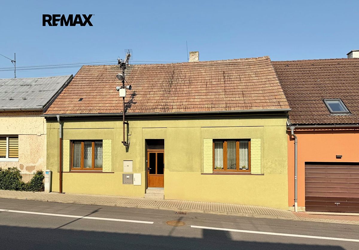 Prodej rodinného domu 100 m², pozemek 792 m²