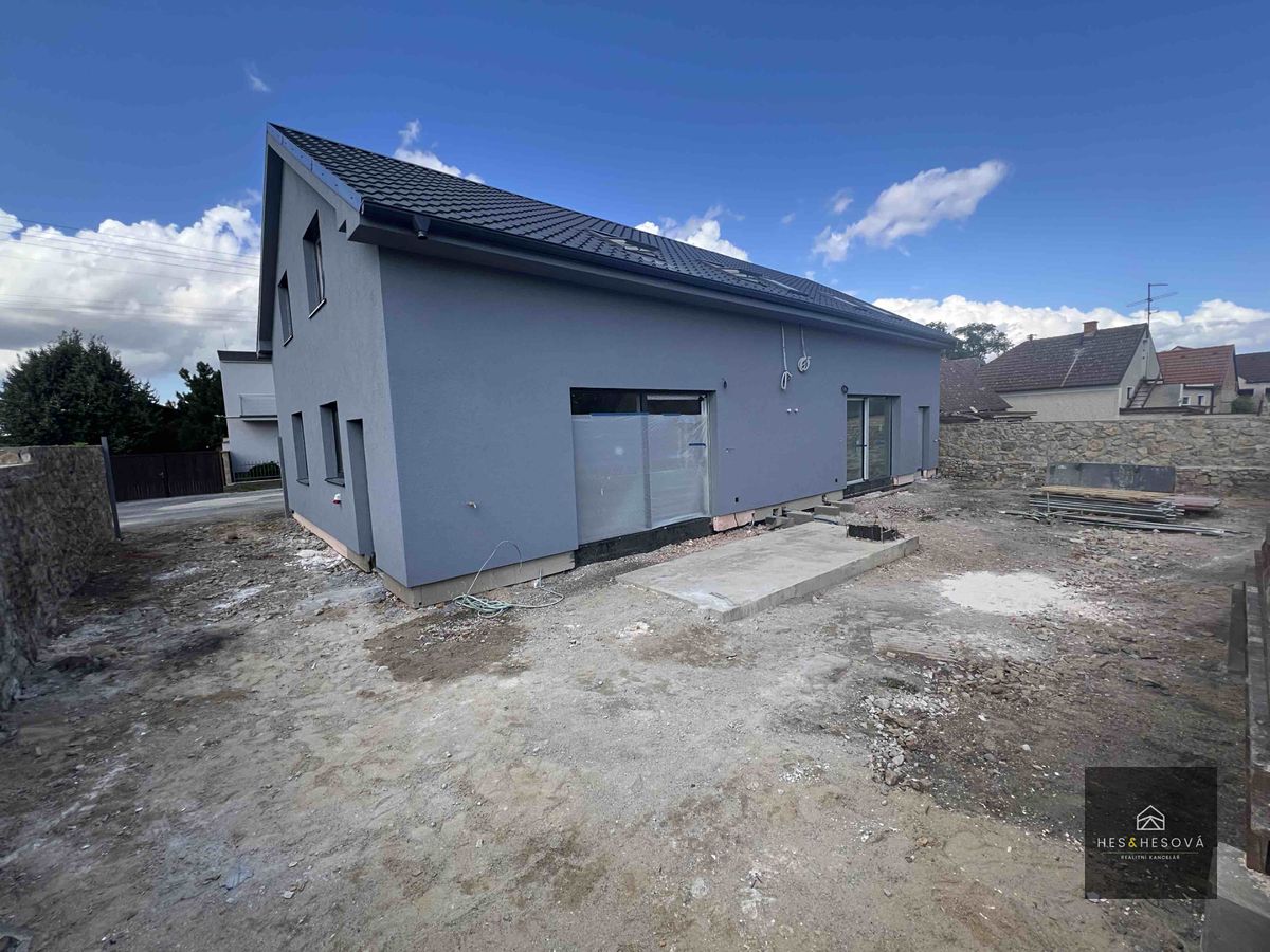 Prodej bytu 4+kk 146 m² – fotografie 3