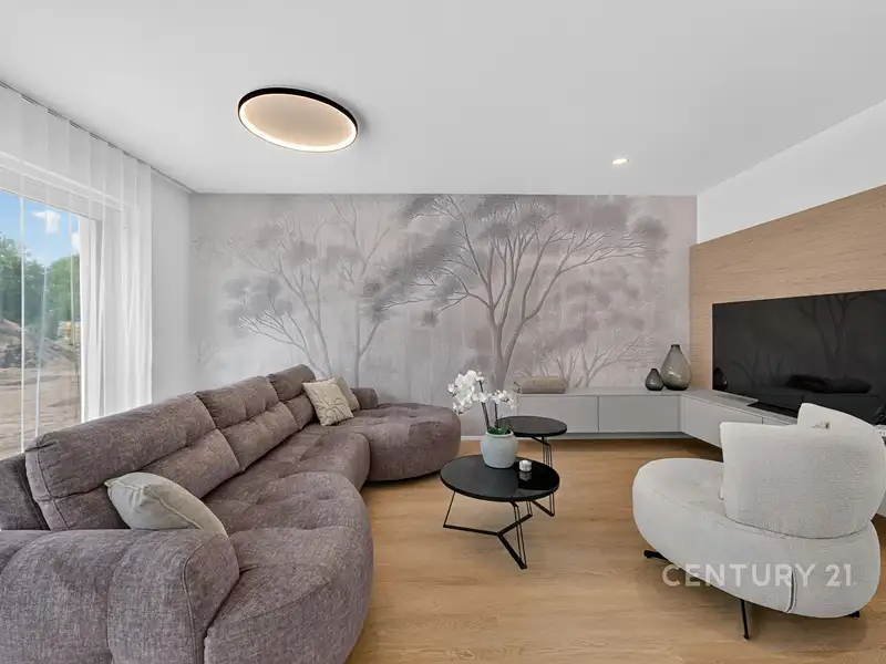 Prodej rodinného domu 150 m², pozemek 657 m², Kamenice – náhled fotky 1