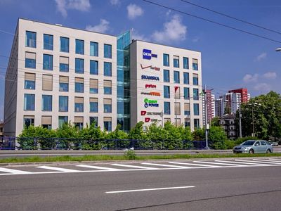 Pronájem obchodního prostoru 10808 m²
