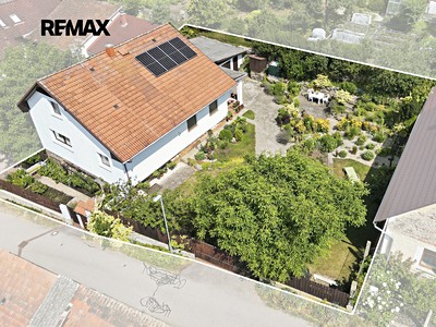 Prodej  rodinného domu 201 m², pozemek 533 m²