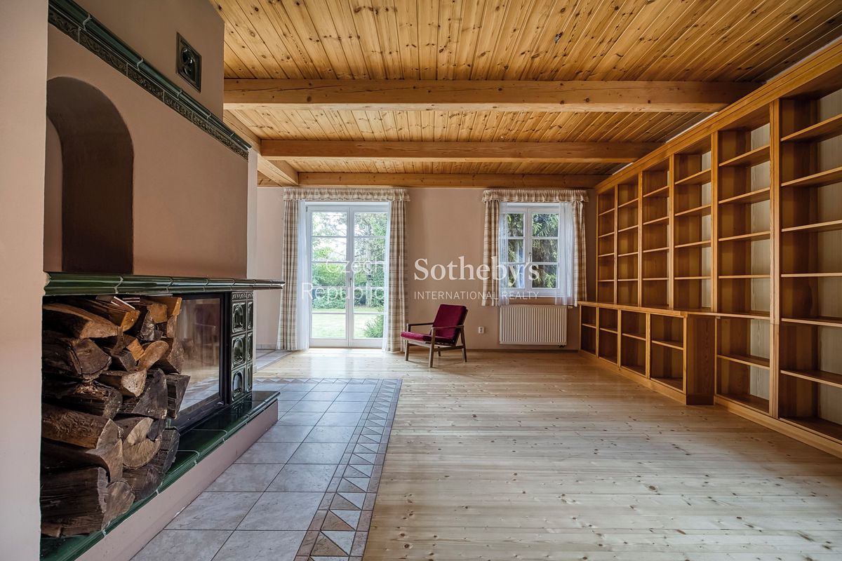 Prodej rodinného domu 331 m², pozemek 2779 m² – fotografie 4
