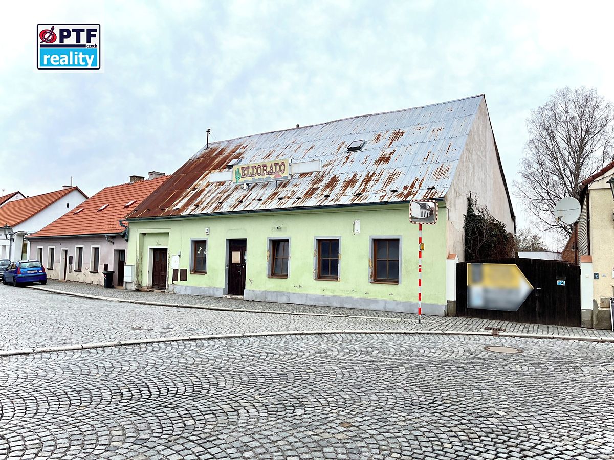 Prodej rodinného domu 180 m², pozemek 489 m² – fotografie 2
