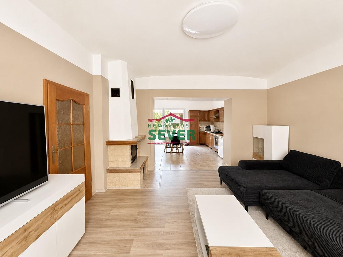 Prodej rodinného domu 194 m², pozemek 197 m² – fotografie 4