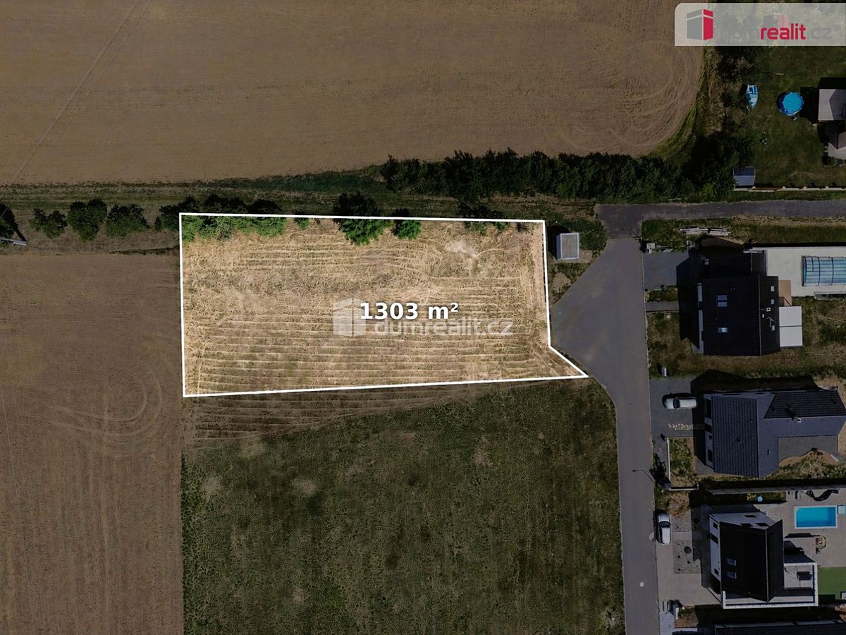 Prodej stavebního pozemku 1303 m² – fotografie 2