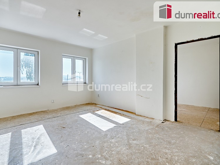 Prodej komerčního prostoru, 2 500 m² (16 z 32)