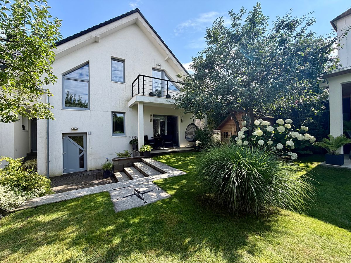 Prodej rodinného domu 162 m², pozemek 426 m²