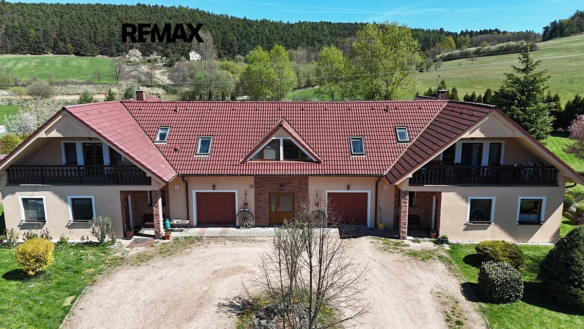 Prodej vícegeneračního domu 399 m², pozemek 7305 m² – fotografie 2