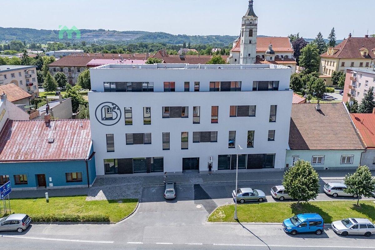 Pronájem obchodního prostoru 129 m²
