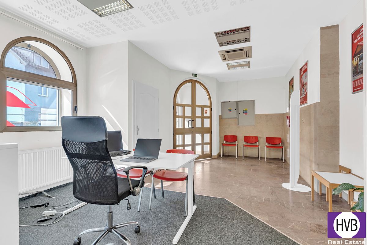 Prodej obchodního prostoru 116 m² – fotografie 5