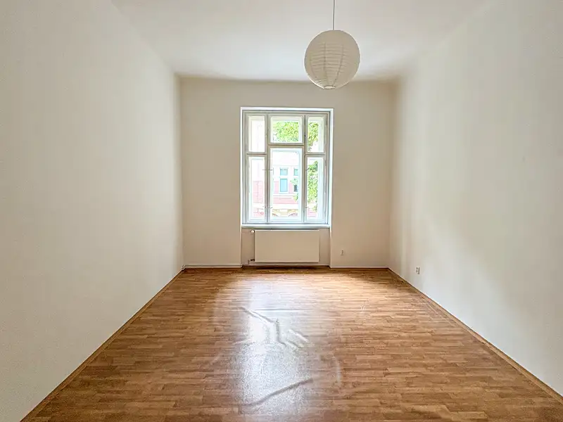 Prodej bytu 2+1 71 m², Praha – náhled fotky 3