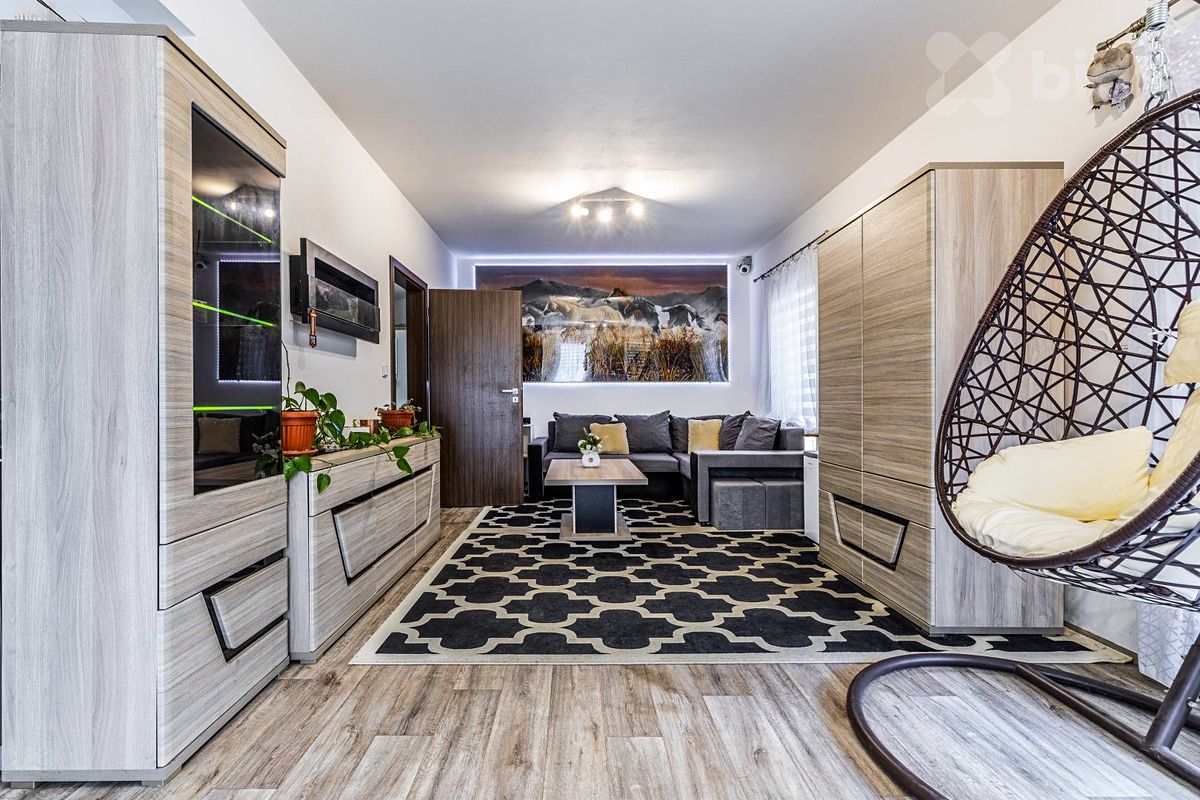 Prodej rodinného domu 96 m², pozemek 412 m² – fotografie 3