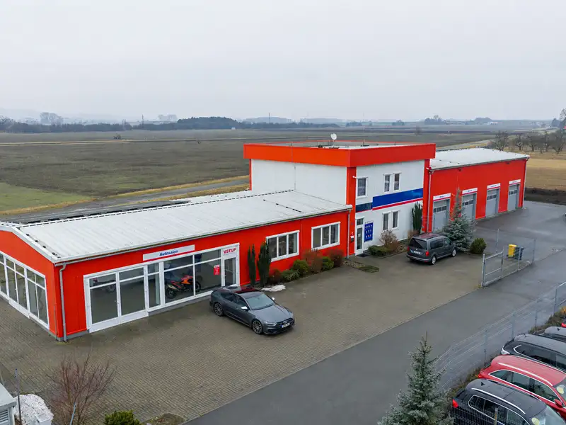 Prodej obchodního prostoru 527 m², Holešov – náhled fotky 1